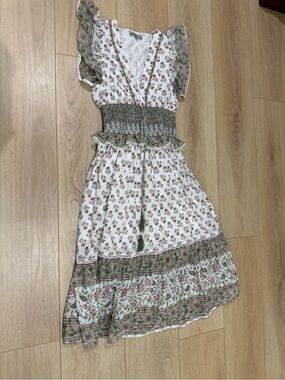 Smocked Floral Midi Dress in White and Green cotton